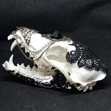 Load image into Gallery viewer, Fox skull decorated
